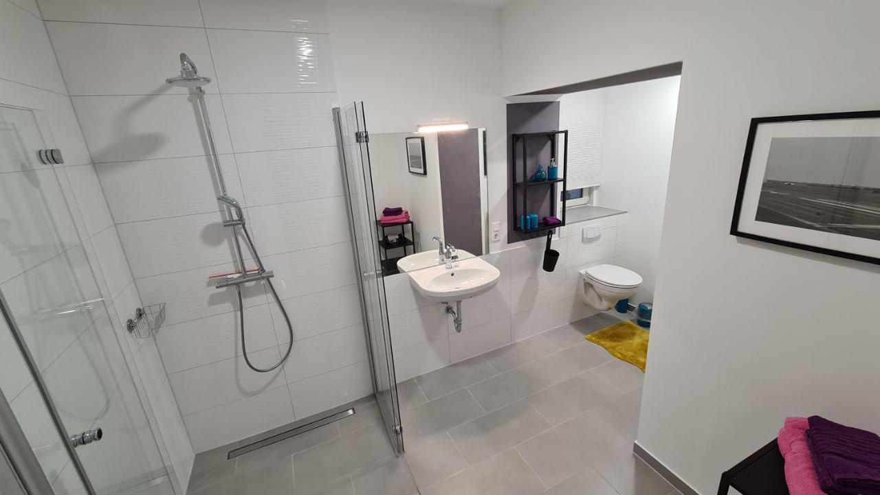 Appartement Lavendel, Ferienwohnung Mit Eigenem Eingang Wie Ein Kleines Haus バート・ザルツフレン エクステリア 写真