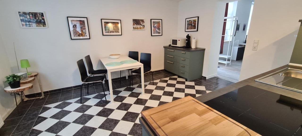 Appartement Lavendel, Ferienwohnung Mit Eigenem Eingang Wie Ein Kleines Haus バート・ザルツフレン エクステリア 写真