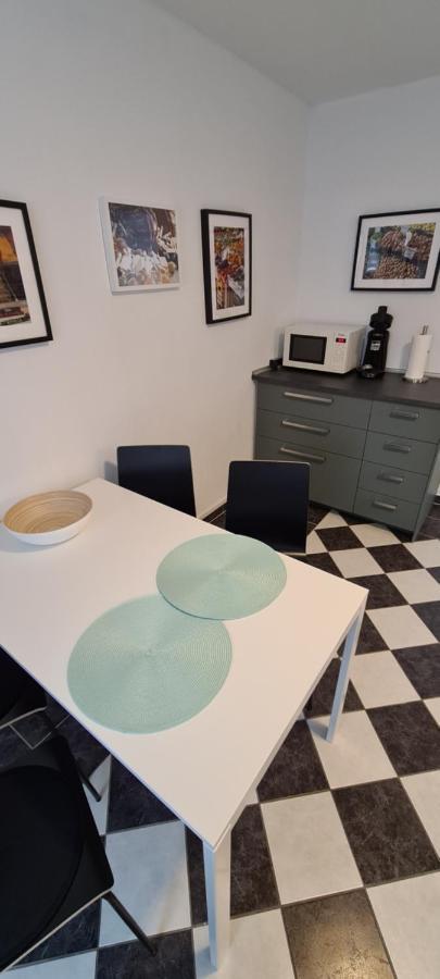 Appartement Lavendel, Ferienwohnung Mit Eigenem Eingang Wie Ein Kleines Haus バート・ザルツフレン エクステリア 写真