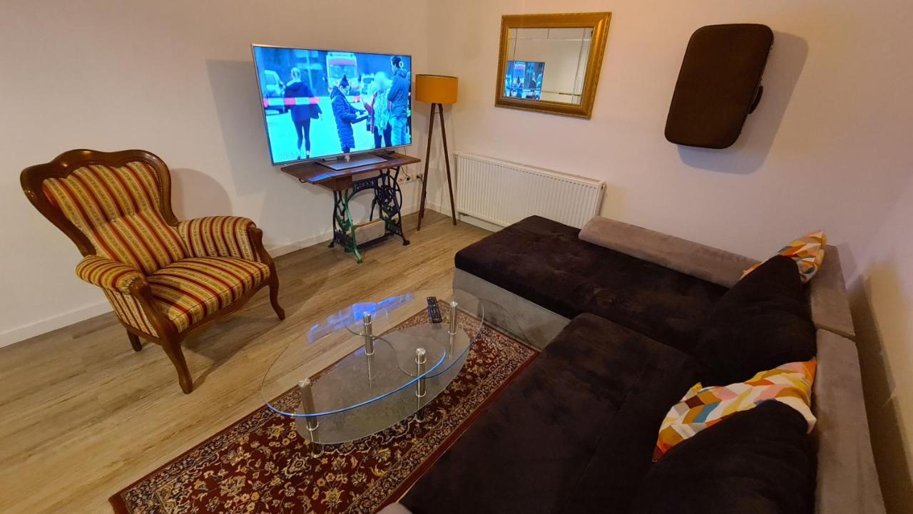 Appartement Lavendel, Ferienwohnung Mit Eigenem Eingang Wie Ein Kleines Haus バート・ザルツフレン エクステリア 写真